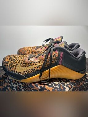Nike Metcon 6 Cheetah Leopard Print Women’s Size 11 Training Shoes AT3160‑096